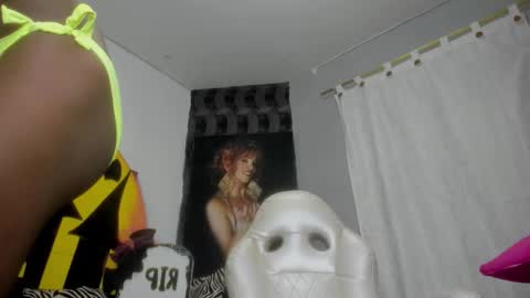 Snapshot of sabrinaxxx11 chatting on October 21, 2025, 12:06 pm sabrinaxxx11 online show from October 21, 2025, 12:06 pm