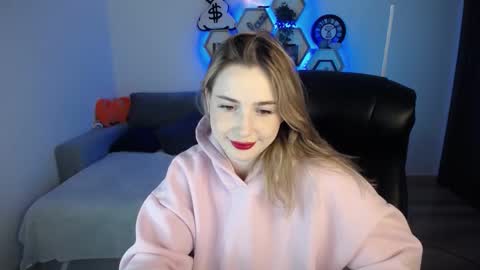 Snapshot of sabrinviolet chatting on December 21, 2024, 10:17 am Sabrina Violet online show from December 21, 2024, 10:17 am