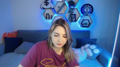Snapshot of sabrinviolet chatting on December 24, 2024, 12:11 pm Sabrina Violet online show from December 24, 2024, 12:11 pm