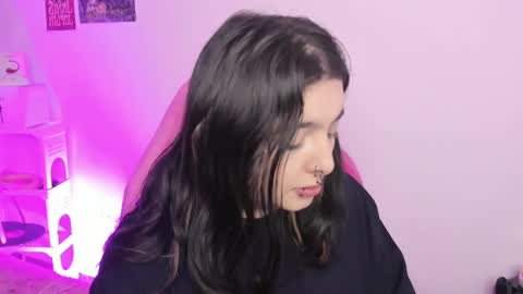 Snapshot of sachi_meow chatting on September 20, 2025, 1:01 pm Ig  online show from September 20, 2025, 1:01 pm