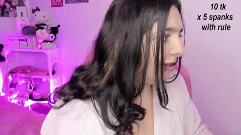Snapshot of sachi_meow chatting on October 16, 2025, 12:28 pm Ig  online show from October 16, 2025, 12:28 pm
