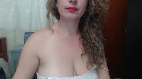 Snapshot of sacrletardiente chatting on April 18, 2026, 9:37 pm sacrletardiente online show from April 18, 2026, 9:37 pm