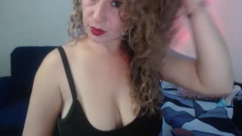 Snapshot of sacrletardiente chatting on May 21, 2026, 11:45 pm sacrletardiente online show from May 21, 2026, 11:45 pm