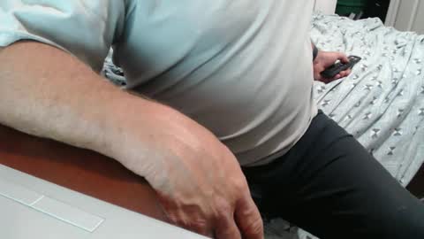 dadbod online show from September 14, 2025, 7:29 am