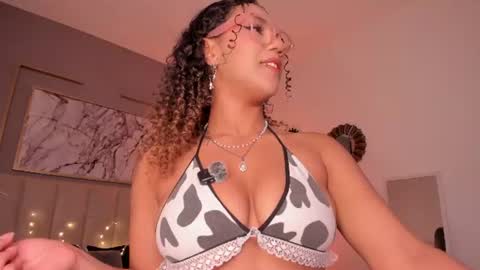 Snapshot of sade_jackson1 chatting on June 27, 2026, 6:18 am Sophie online show from June 27, 2026, 6:18 am