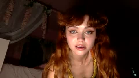 Snapshot of sadgirldies chatting on December 18, 2024, 3:58 am sadgirldies online show from December 18, 2024, 3:58 am