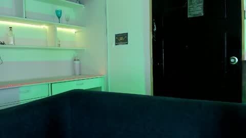 Cami online show from May 6, 2026, 6:46 pm