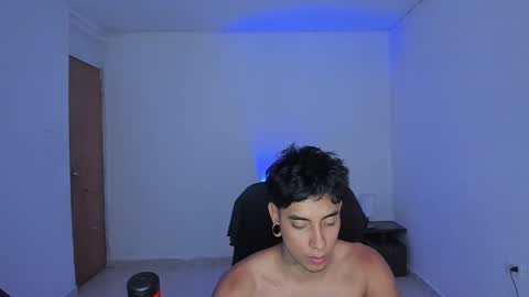 Snapshot of saenz_hotx chatting on October 13, 2025, 9:37 pm saenz_hotx online show from October 13, 2025, 9:37 pm