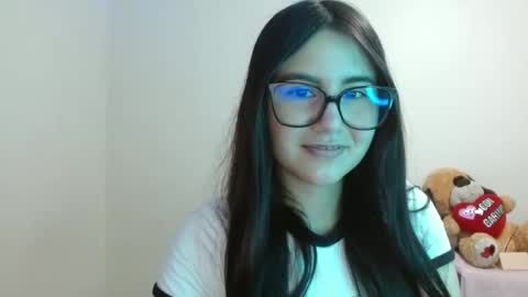 Snapshot of sahaliefox_ chatting on September 28, 2025, 10:59 pm Sahaliefox online show from September 28, 2025, 10:59 pm