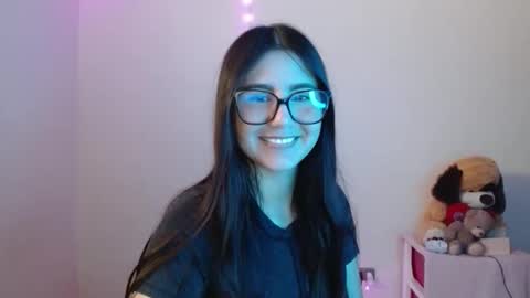 Snapshot of sahaliefox_ chatting on October 5, 2025, 4:16 pm Sahaliefox online show from October 5, 2025, 4:16 pm