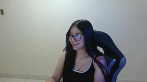 Snapshot of sahaliefox_ chatting on March 24, 2026, 4:34 pm Sahaliefox online show from March 24, 2026, 4:34 pm