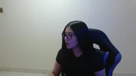 Snapshot of sahaliefox_ chatting on March 26, 2026, 4:01 pm Sahaliefox online show from March 26, 2026, 4:01 pm