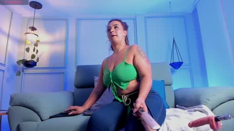 Snapshot of saharawalker chatting on February 4, 2025, 2:39 am SAHARA WALKER online show from February 4, 2025, 2:39 am