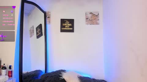 Snapshot of saharawalker chatting on October 14, 2025, 4:57 am SAHARA WALKER online show from October 14, 2025, 4:57 am