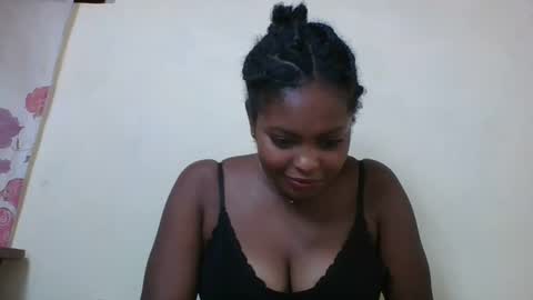 sahina93 online show from March 6, 2025, 3:13 pm