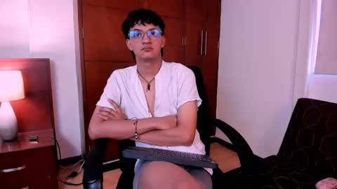 Snapshot of sahircharm chatting on June 17, 2026, 11:56 am sahircharm online show from June 17, 2026, 11:56 am