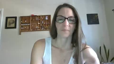 Snapshot of sahmilf chatting on January 7, 2025, 6:45 pm Lelo online show from January 7, 2025, 6:45 pm