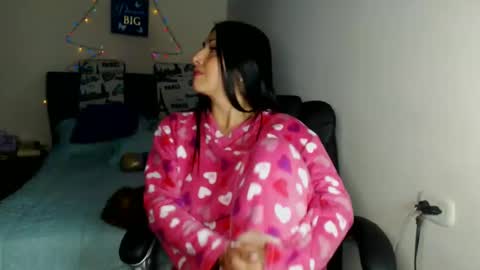 Karina online show from December 31, 2024, 5:11 am