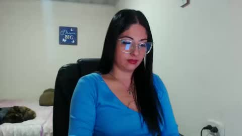 Karina online show from February 28, 2025, 1:26 am