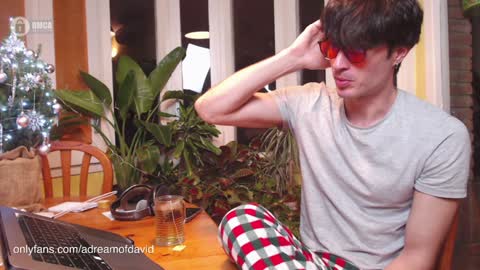 David Sahueso online show from December 19, 2024, 9:17 pm