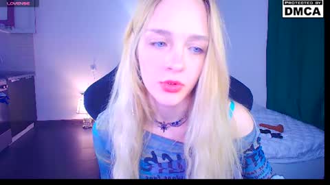 Sofia online show from June 14, 2026, 2:24 am
