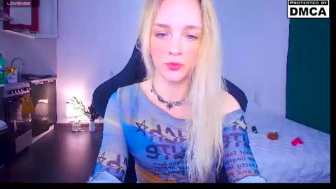 Sofia online show from June 19, 2026, 10:35 pm