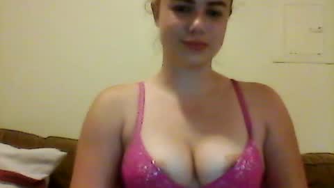 Snapshot of sailorrae chatting on August 9, 2026, 2:57 am sailorrae online show from August 9, 2026, 2:57 am