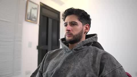 Snapshot of saimonhot1 chatting on October 7, 2025, 11:02 pm saimon  online show from October 7, 2025, 11:02 pm