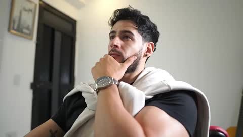 Snapshot of saimonhot1 chatting on October 21, 2025, 4:24 am saimon  online show from October 21, 2025, 4:24 am