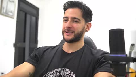 Snapshot of saimonhot1 chatting on October 23, 2025, 8:18 pm saimon  online show from October 23, 2025, 8:18 pm