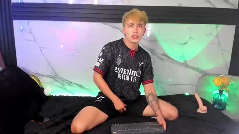 Snapshot of saimonvela chatting on September 27, 2025, 5:45 am Juan online show from September 27, 2025, 5:45 am