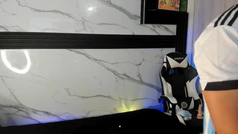 Juan online show from November 28, 2025, 11:02 am