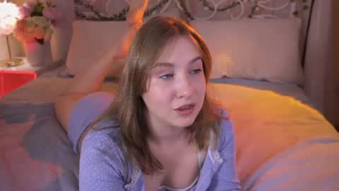 Snapshot of saint__vicious chatting on July 18, 2026, 8:34 pm saint__vicious online show from July 18, 2026, 8:34 pm