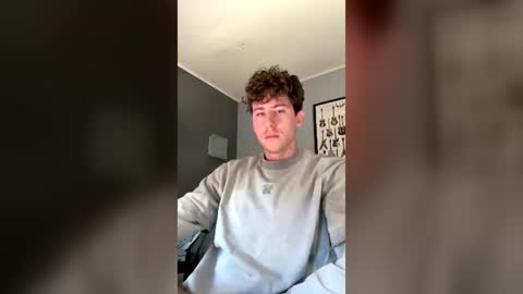 saint_nott online show from June 15, 2026, 3:58 pm