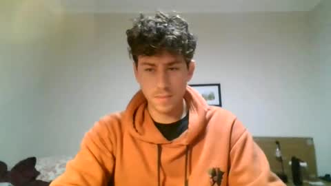 saint_nott online show from June 17, 2026, 5:14 pm