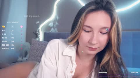 Alyson or just Aly   online show from February 14, 2025, 4:09 pm
