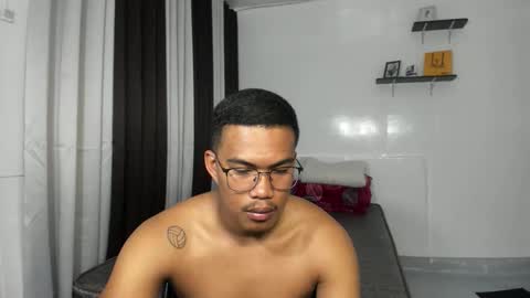 Taylor online show from March 8, 2026, 3:21 am