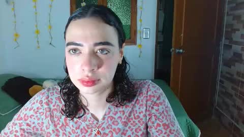 Snapshot of sajecrismaa chatting on October 9, 2025, 7:56 pm crisma online show from October 9, 2025, 7:56 pm