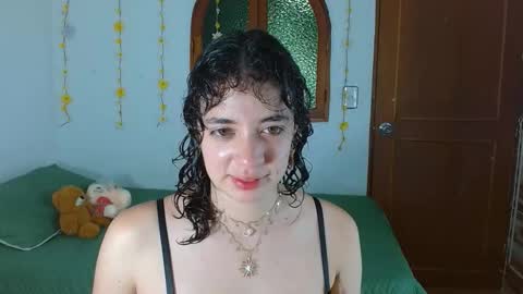 Snapshot of sajecrismaa chatting on October 26, 2025, 6:25 pm crisma online show from October 26, 2025, 6:25 pm