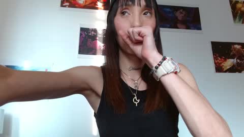 Sakura Skinny online show from December 11, 2024, 9:55 pm