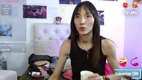 Sakura Skinny online show from February 19, 2025, 9:03 pm