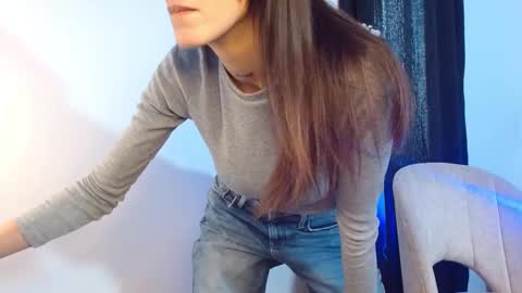 Sakura Skinny online show from February 26, 2025, 2:14 pm