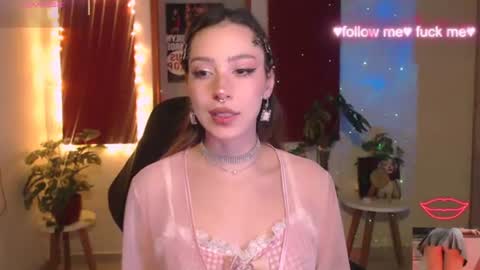 Sakura online show from June 26, 2026, 3:22 am