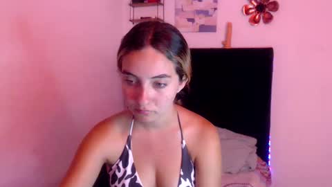 Sakura online show from November 5, 2025, 9:26 pm