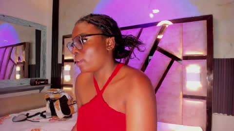 salem_rosee online show from April 23, 2026, 1:40 am