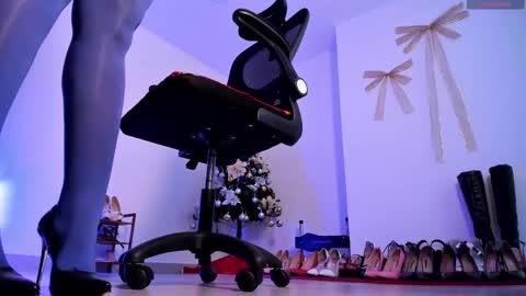 Sali G  online show from December 14, 2025, 1:05 pm