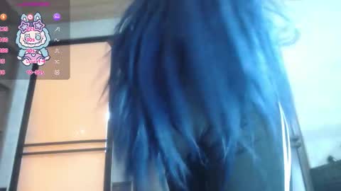  salloy  online show from December 19, 2025, 2:35 pm