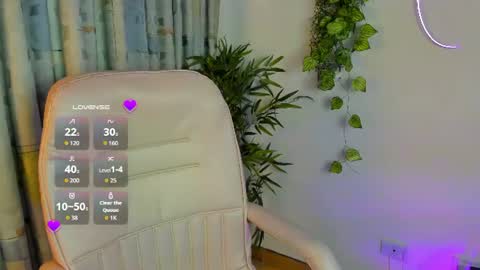 Snapshot of sally_black chatting on July 13, 2026, 12:30 pm Sally online show from July 13, 2026, 12:30 pm