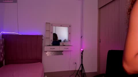 Sally online show from September 17, 2025, 9:05 pm
