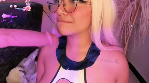  Sally White  online show from February 27, 2025, 1:38 am